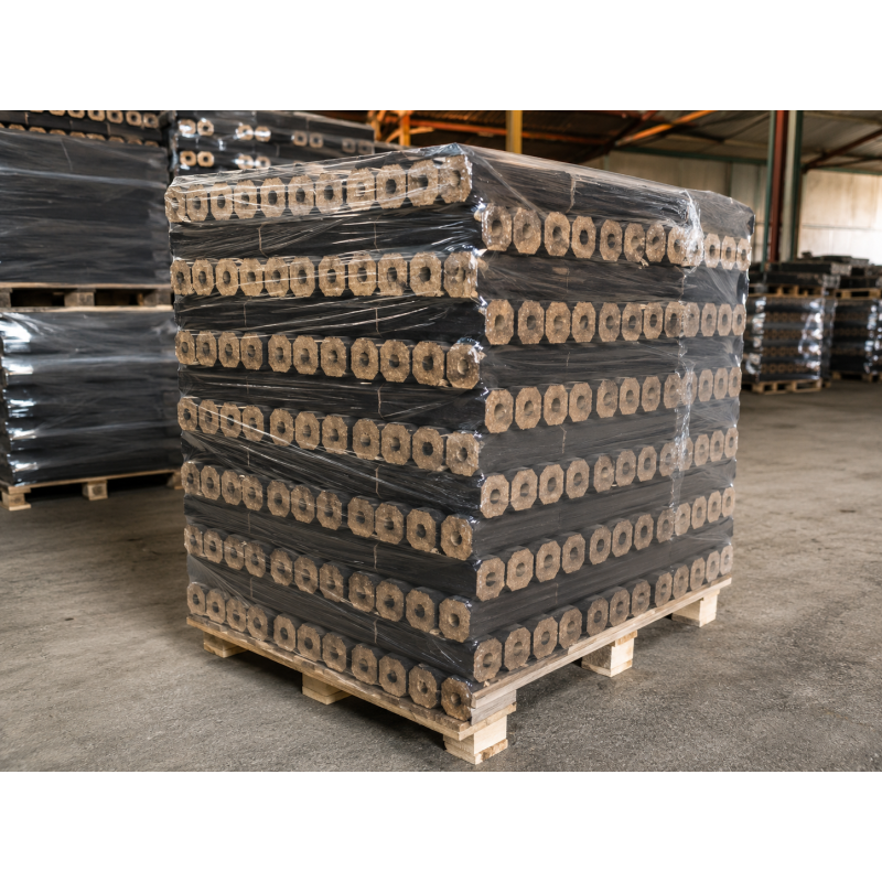 Brykiet drzewny Pini Kay dębowy – paleta 960 kg (96 × 10 kg)